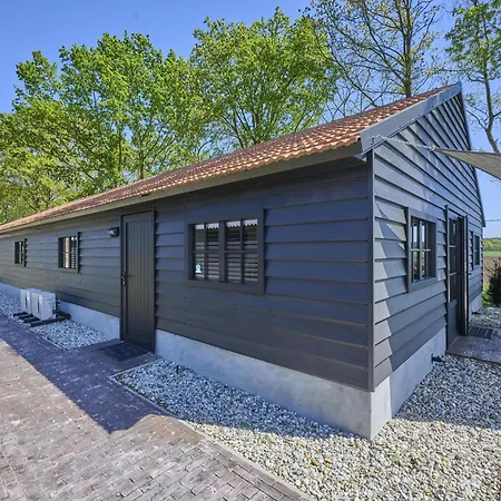 Het Koetshuis